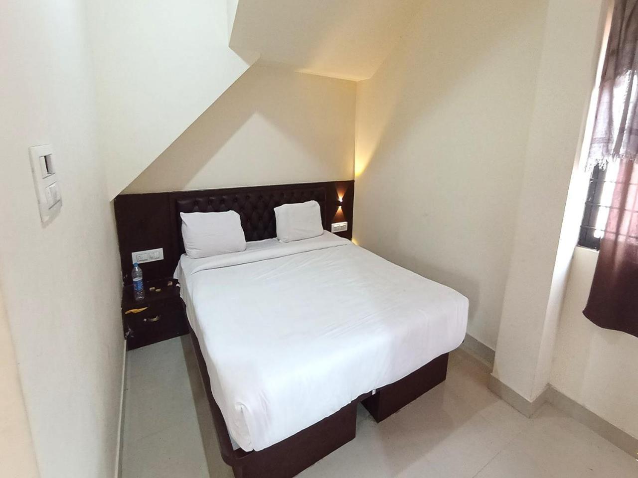 Mg Residency Otel Chikmagalūr Dış mekan fotoğraf