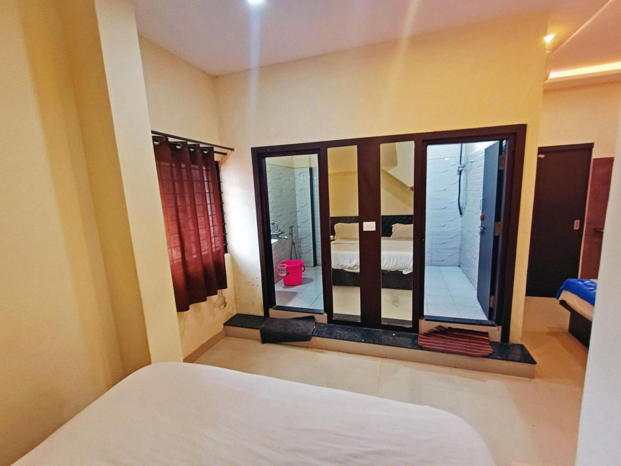 Mg Residency Otel Chikmagalūr Dış mekan fotoğraf